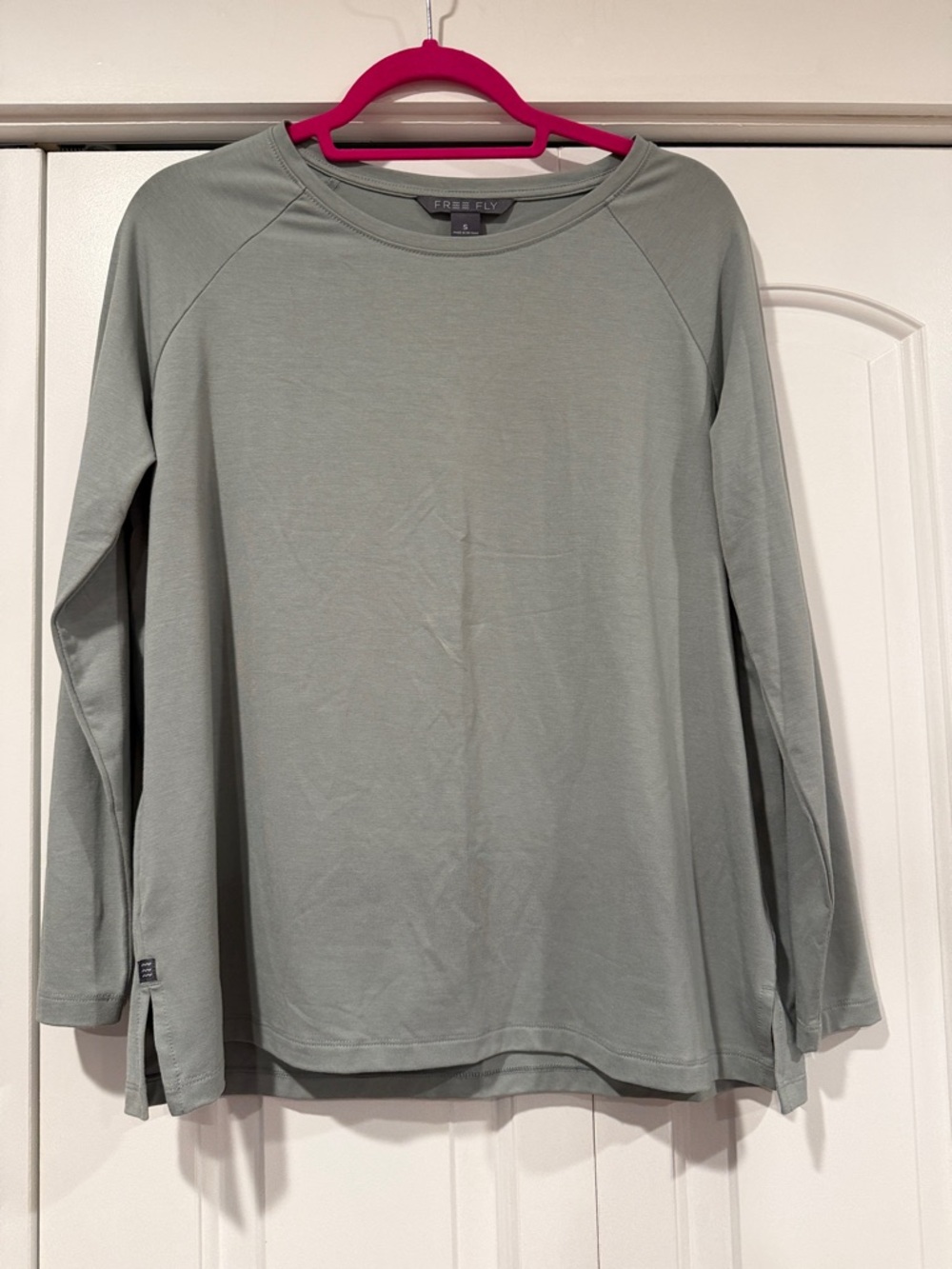 Free Fly Long Sleeve Crew Neck Top - Sage Green women’s small